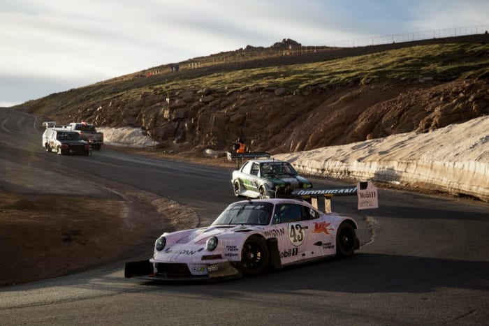 Muere Ken Block tras accidente en su moto de nieve